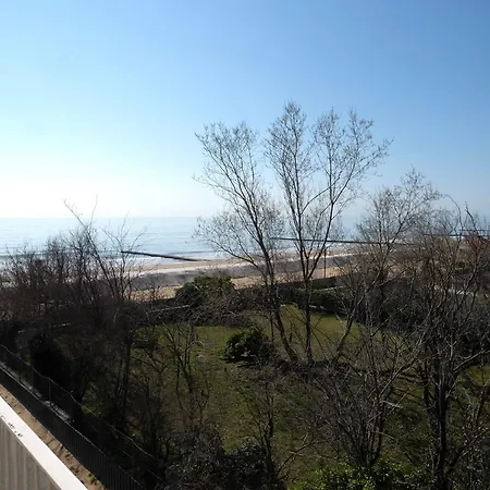 Adriatica Immobiliare Verdi Appartement *
